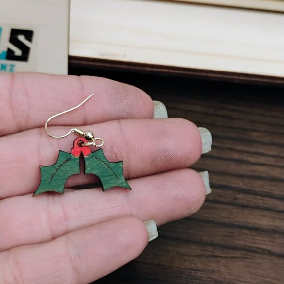 Holly Dangle Earrings - Picture 6 of 7